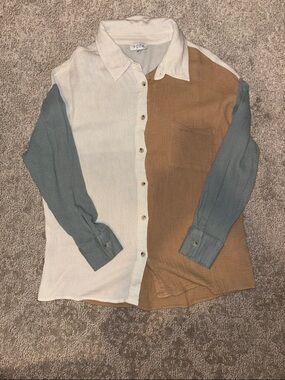 AGOA Men’s Colorblock Button-Down Shirt in Cream, Tan & Dusty Blue